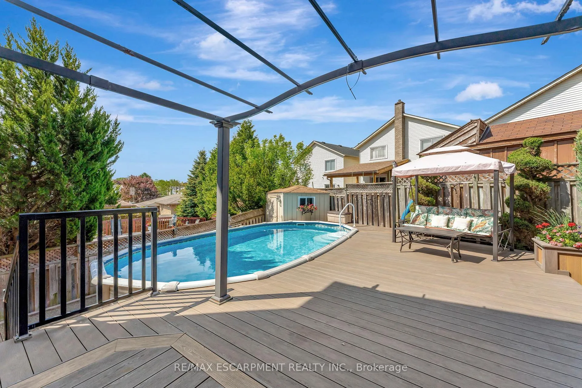 Photo 41 of 130 Napoli Drive, Hamilton, Gurnett — HOMEH