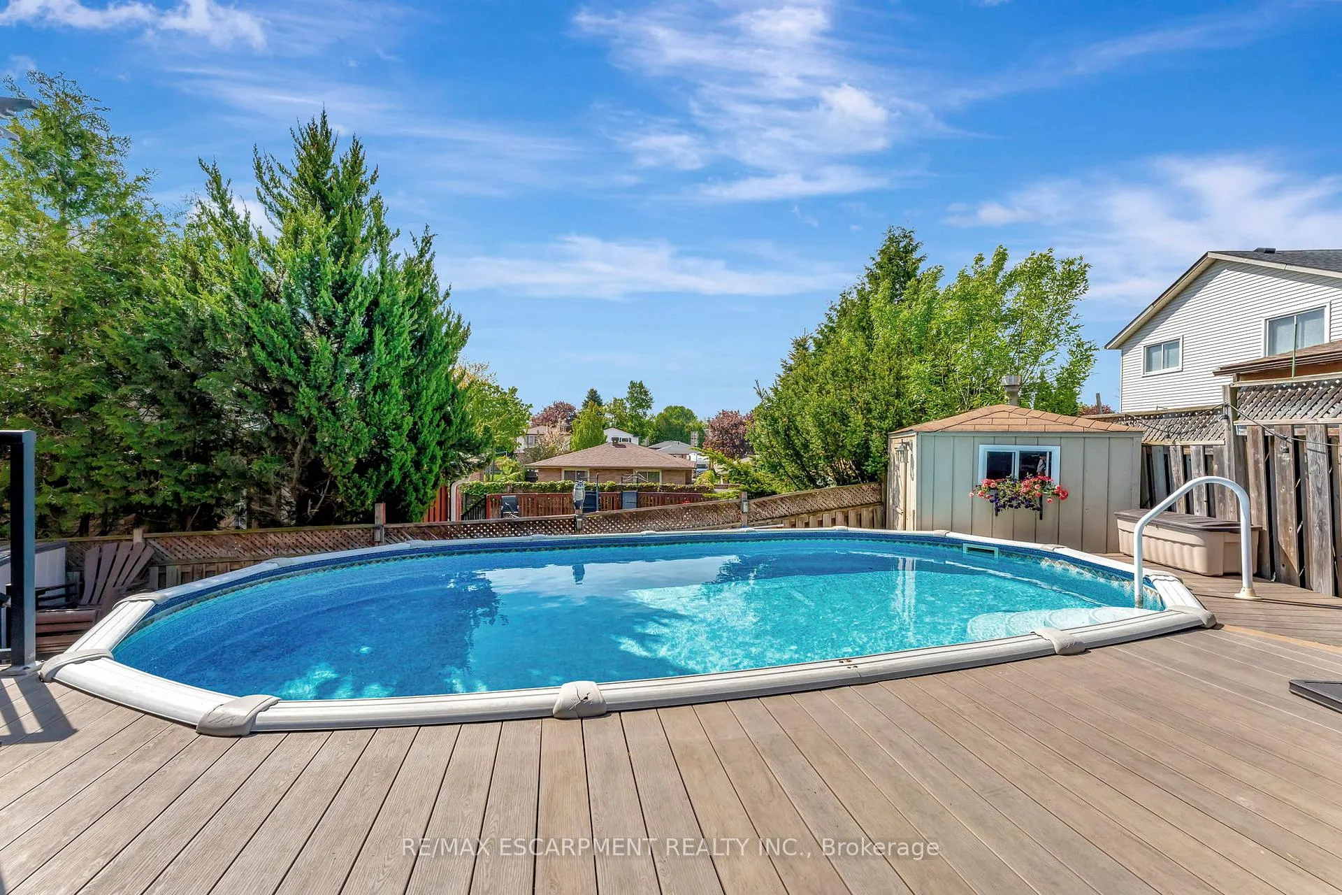 Photo 46 of 130 Napoli Drive, Hamilton, Gurnett — HOMEH