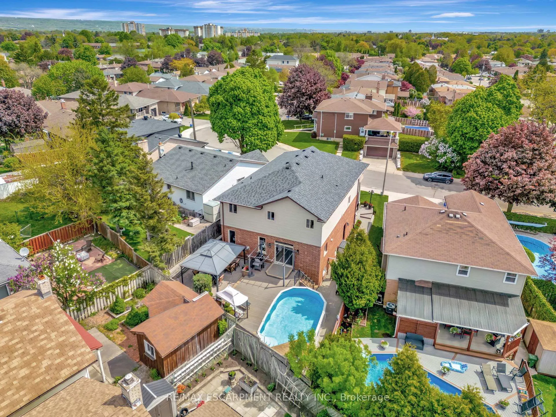 Photo 49 of 130 Napoli Drive, Hamilton, Gurnett — HOMEH