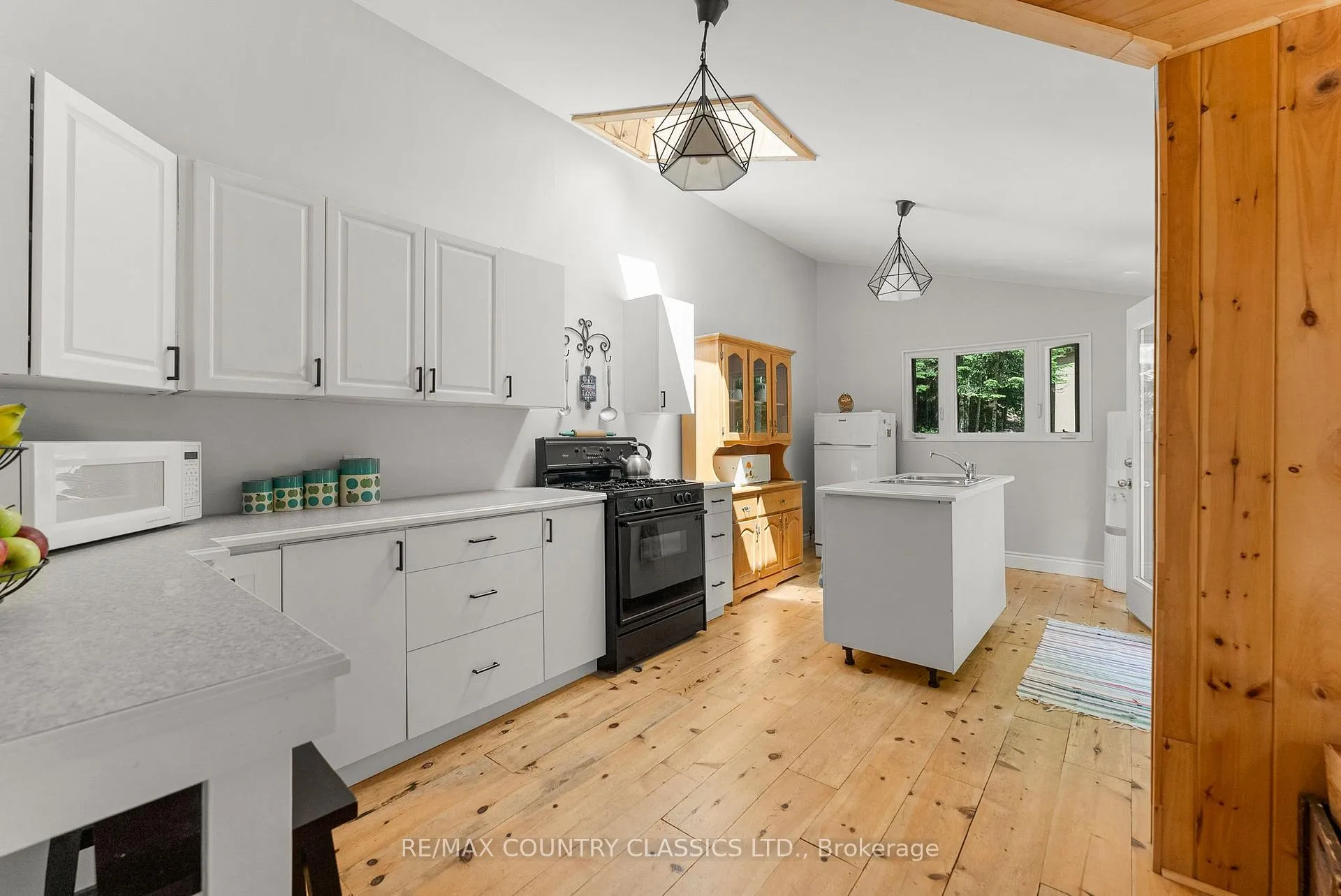 Photo 28 of 178 Jamieson Lane, Bancroft, Dungannon Ward — HOMEH