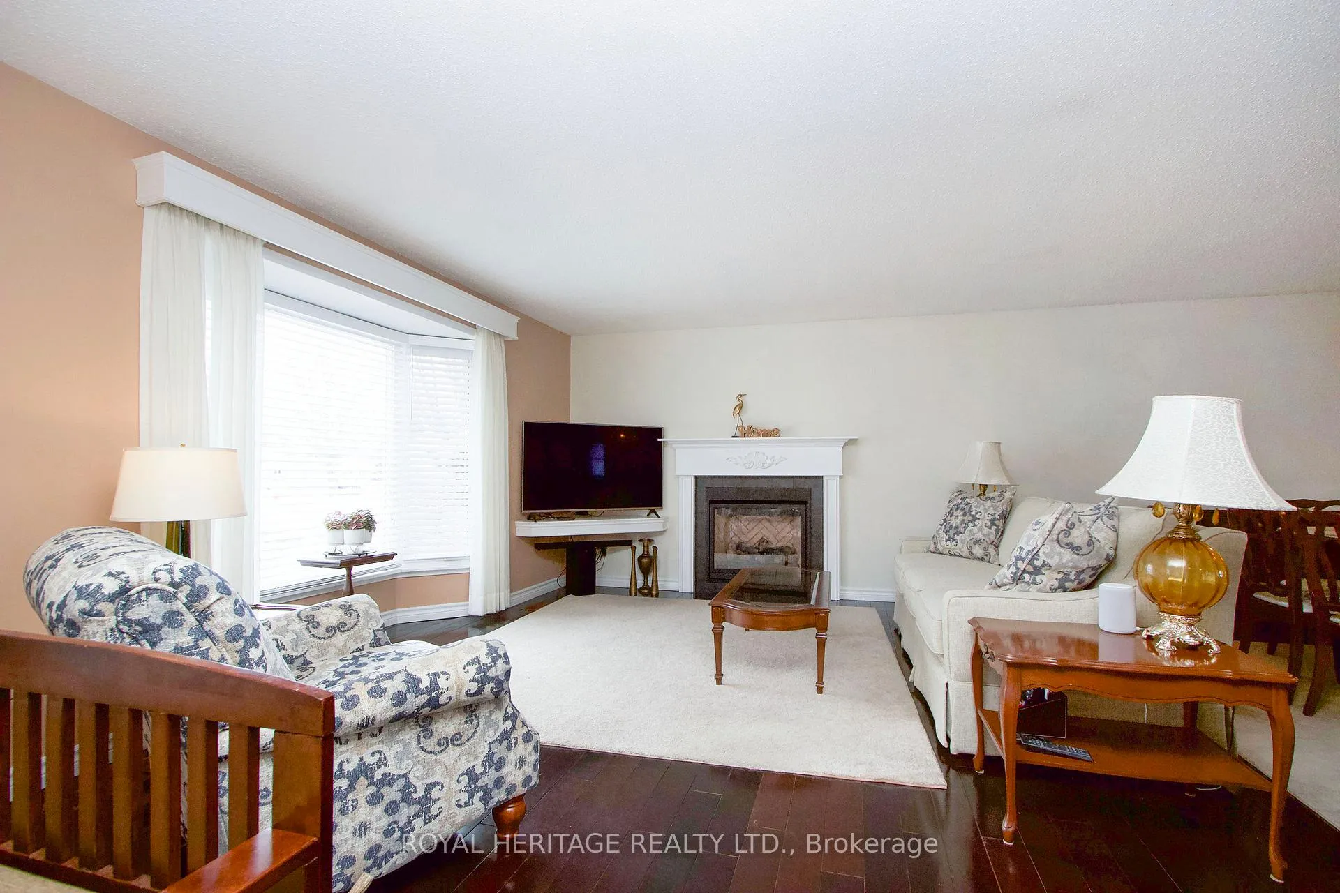 Photo 4 of 67 Fairway Drive, Clarington, Newcastle — HOMEH