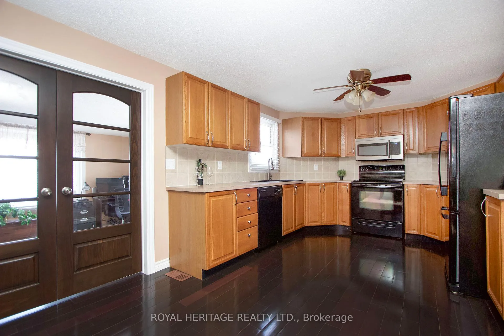 Photo 12 of 67 Fairway Drive, Clarington, Newcastle — HOMEH