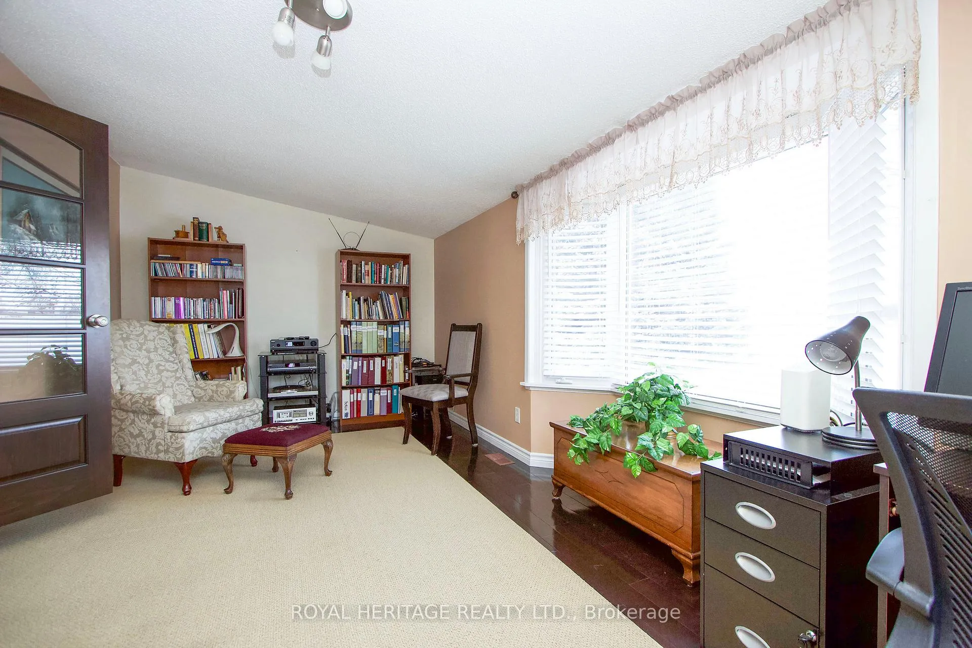 Photo 14 of 67 Fairway Drive, Clarington, Newcastle — HOMEH