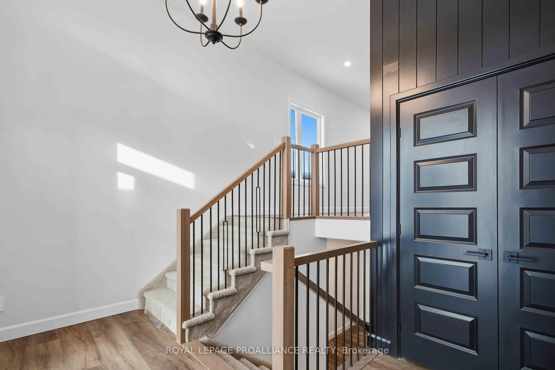Photo 4 of 27 Schmidt Way, Quinte West, Murray Ward — HOMEH