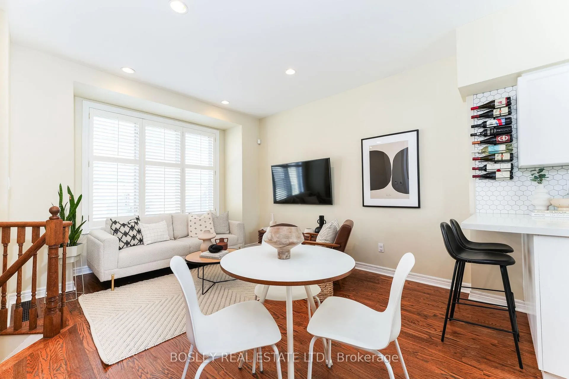 Photo 2 of 2210B Gerrard Street E, Toronto, East End-Danforth — HOMEH