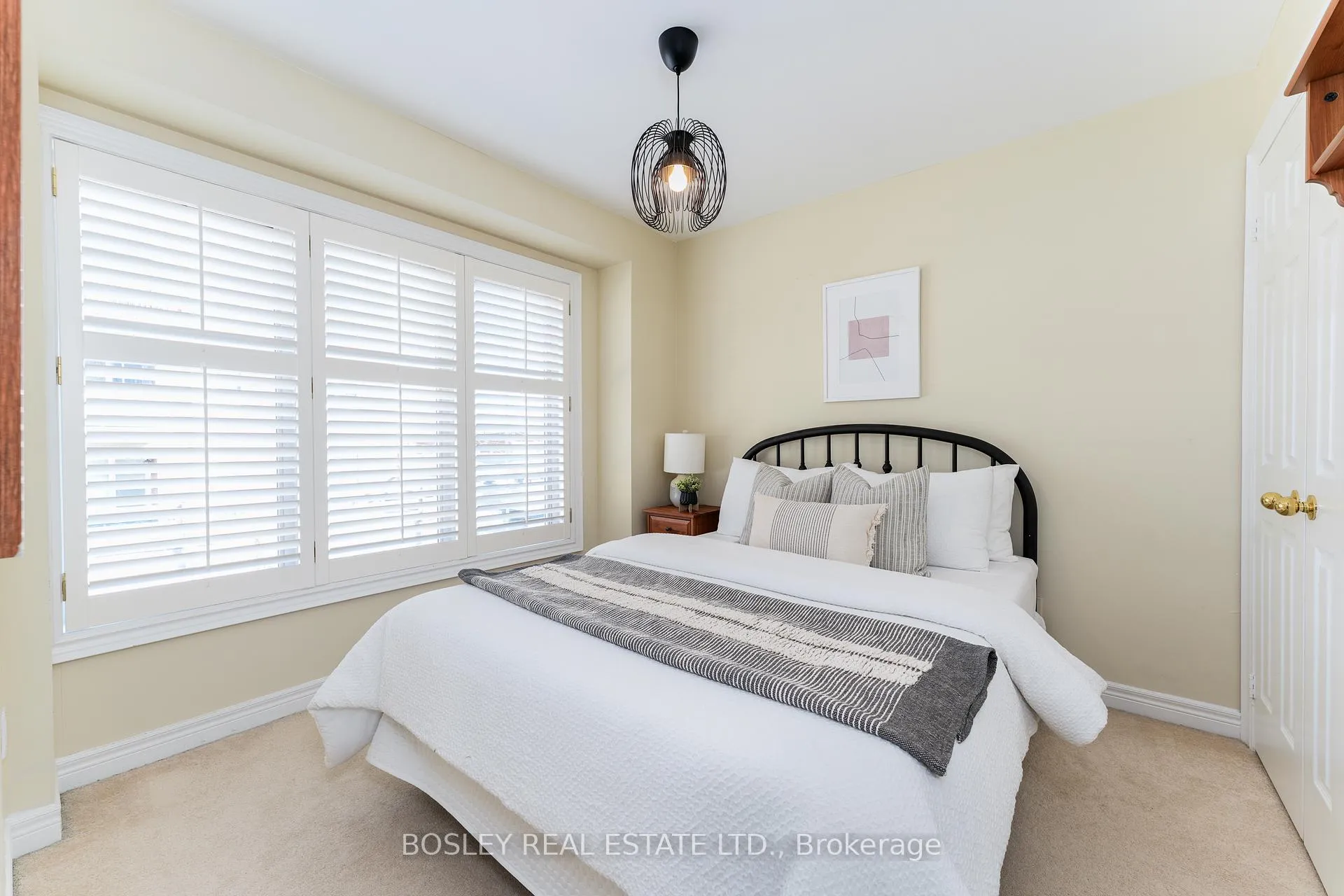 Photo 11 of 2210B Gerrard Street E, Toronto, East End-Danforth — HOMEH
