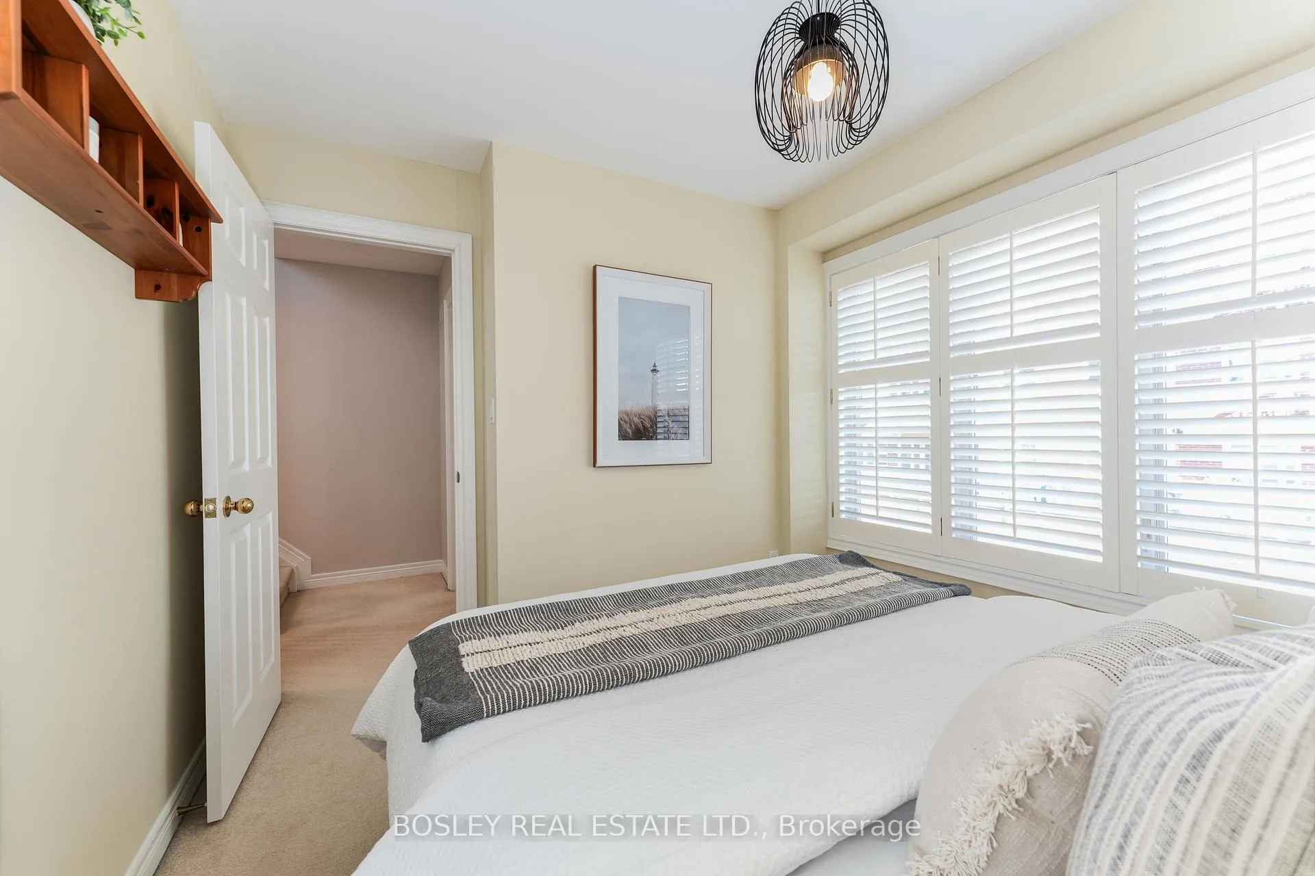 Photo 12 of 2210B Gerrard Street E, Toronto, East End-Danforth — HOMEH