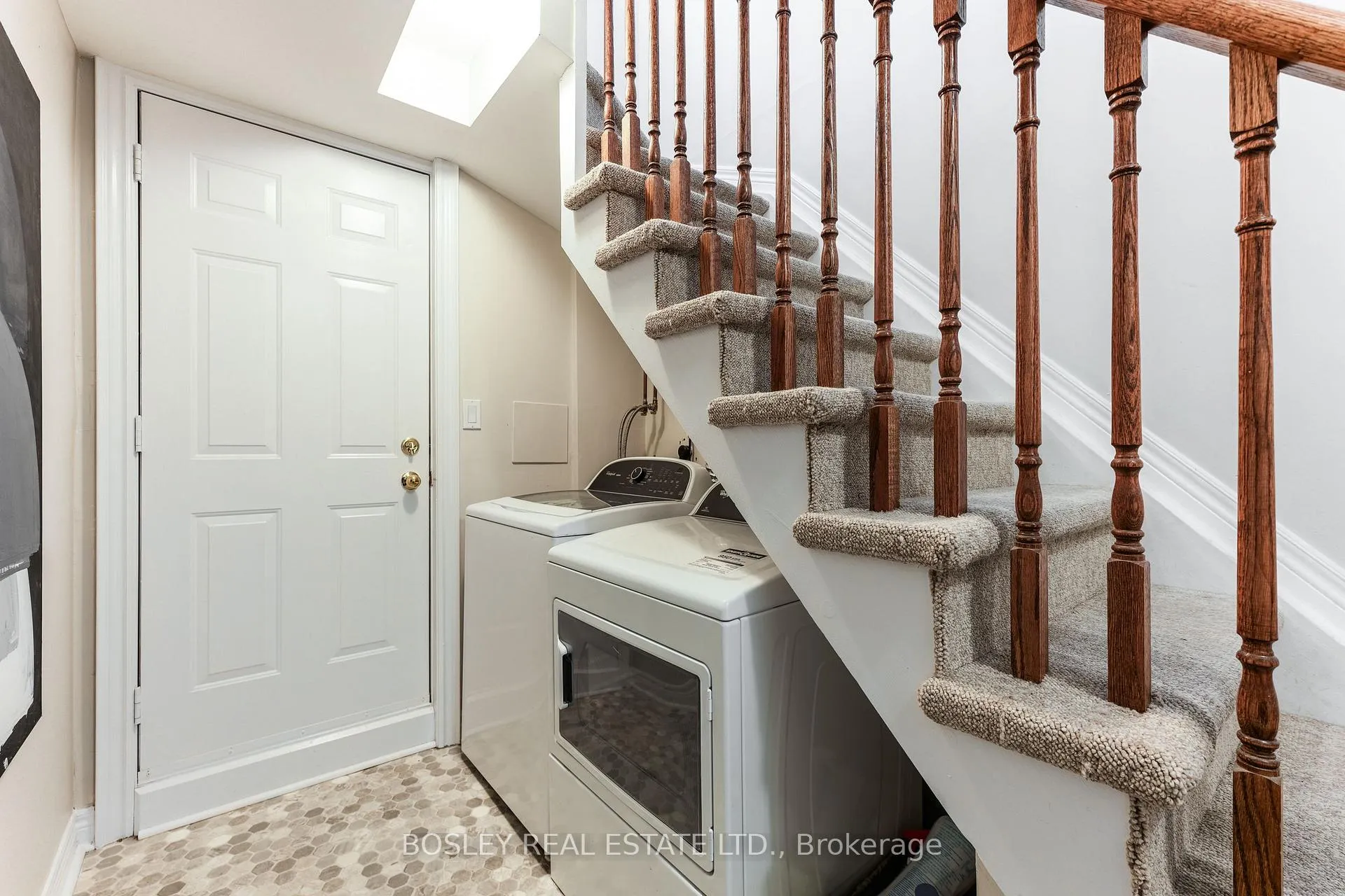 Photo 23 of 2210B Gerrard Street E, Toronto, East End-Danforth — HOMEH