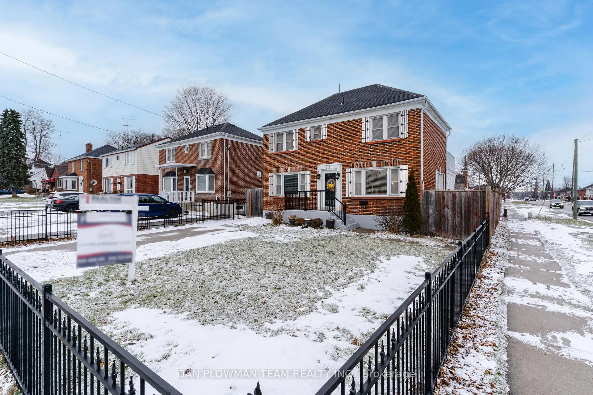 Photo 2 of 536 King Street E, Oshawa, O'Neill — HOMEH
