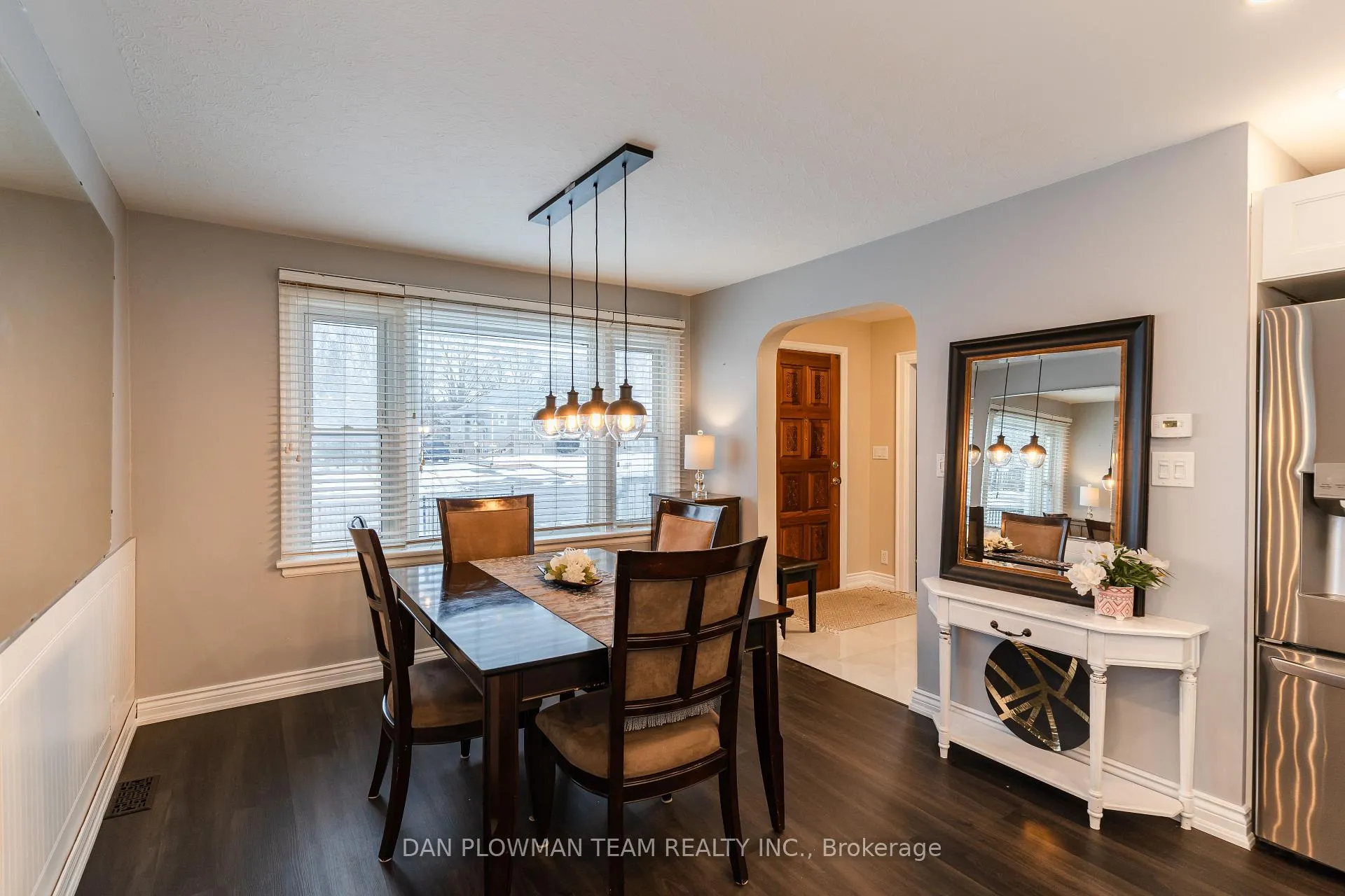 Photo 6 of 536 King Street E, Oshawa, O'Neill — HOMEH