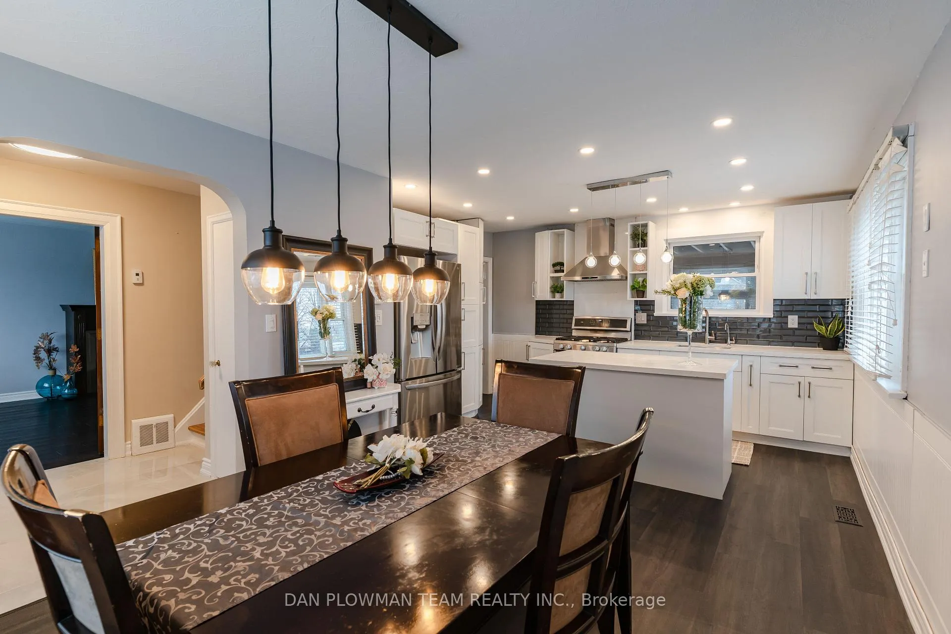 Photo 8 of 536 King Street E, Oshawa, O'Neill — HOMEH