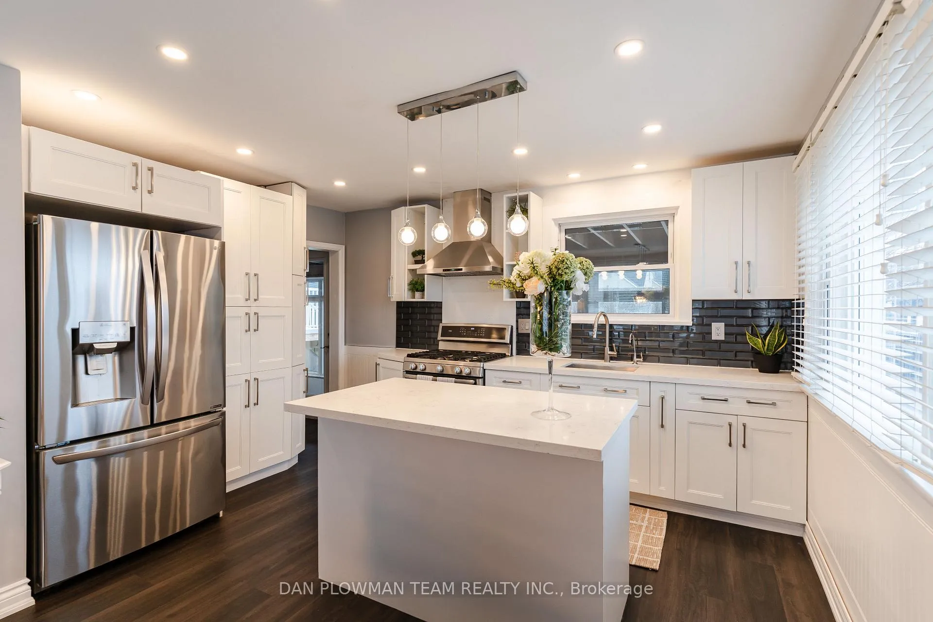 Photo 9 of 536 King Street E, Oshawa, O'Neill — HOMEH