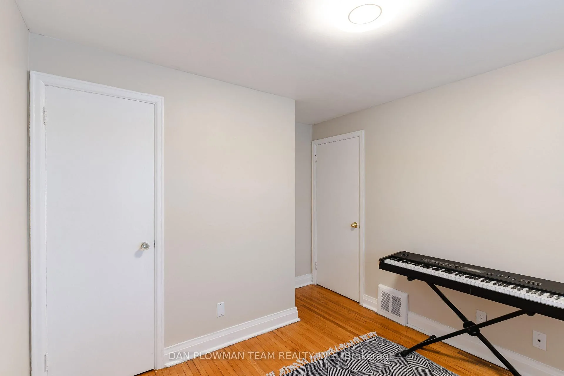 Photo 30 of 536 King Street E, Oshawa, O'Neill — HOMEH