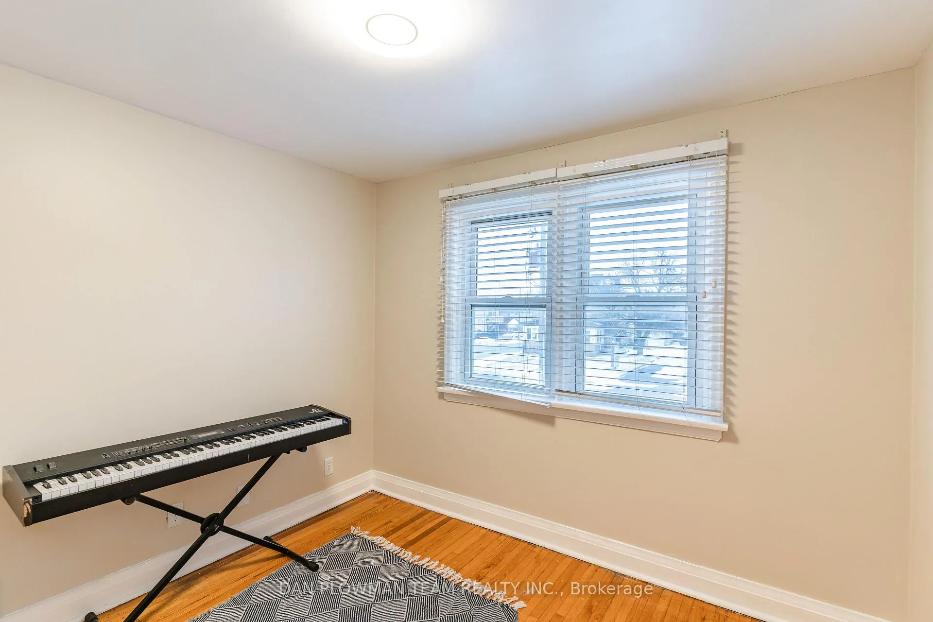 Photo 31 of 536 King Street E, Oshawa, O'Neill — HOMEH