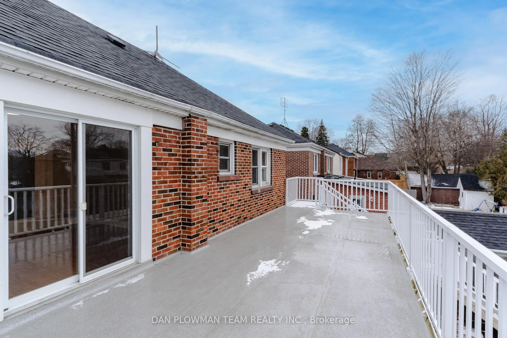 Photo 48 of 536 King Street E, Oshawa, O'Neill — HOMEH