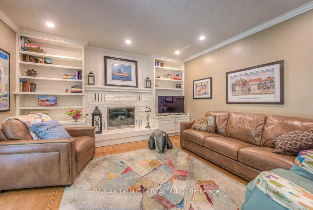 Photo 13 of 377 Westridge Drive, Waterloo — HOMEH