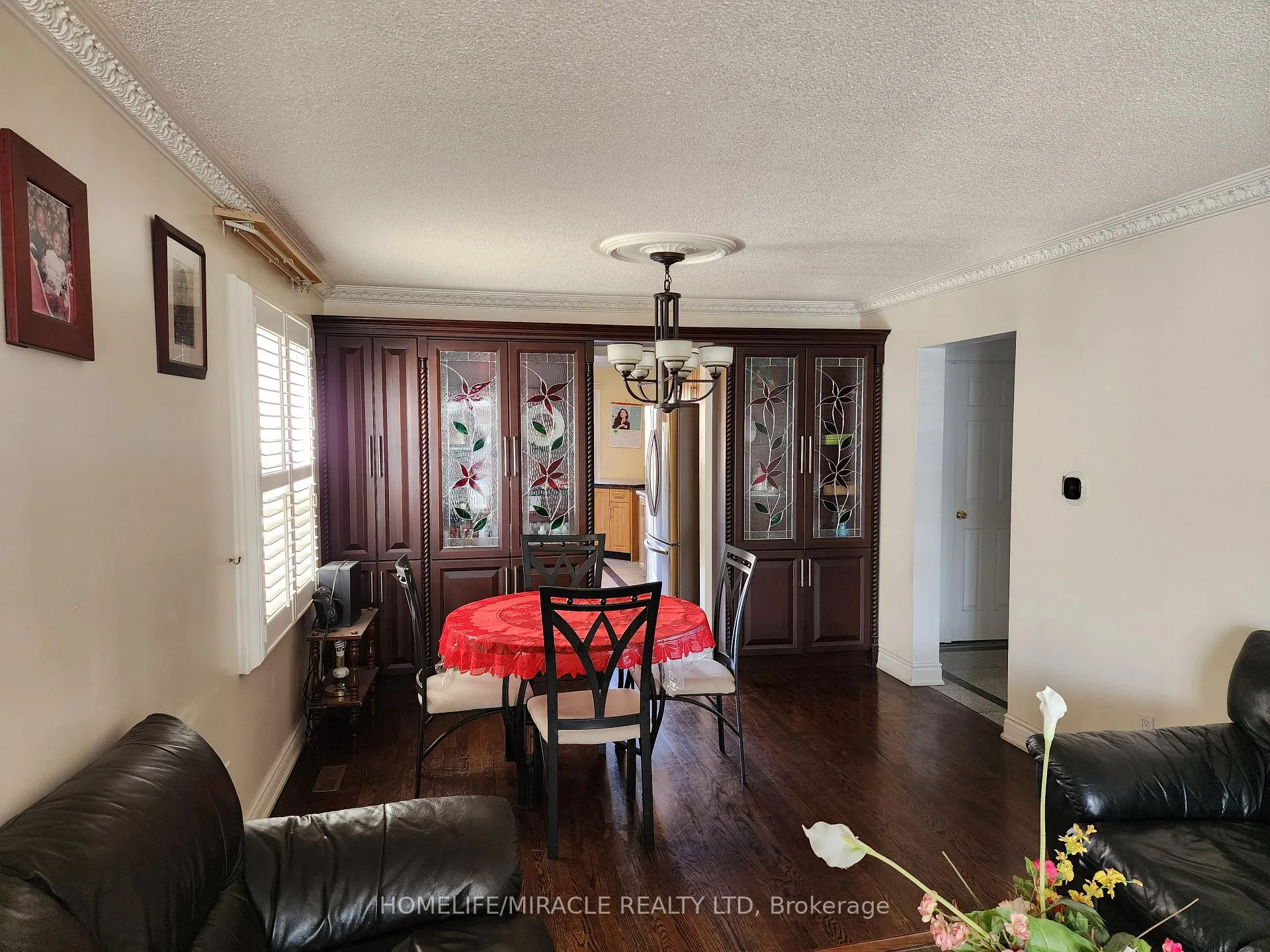 Photo 7 of 30 Niles Court, Brampton, Westgate — HOMEH