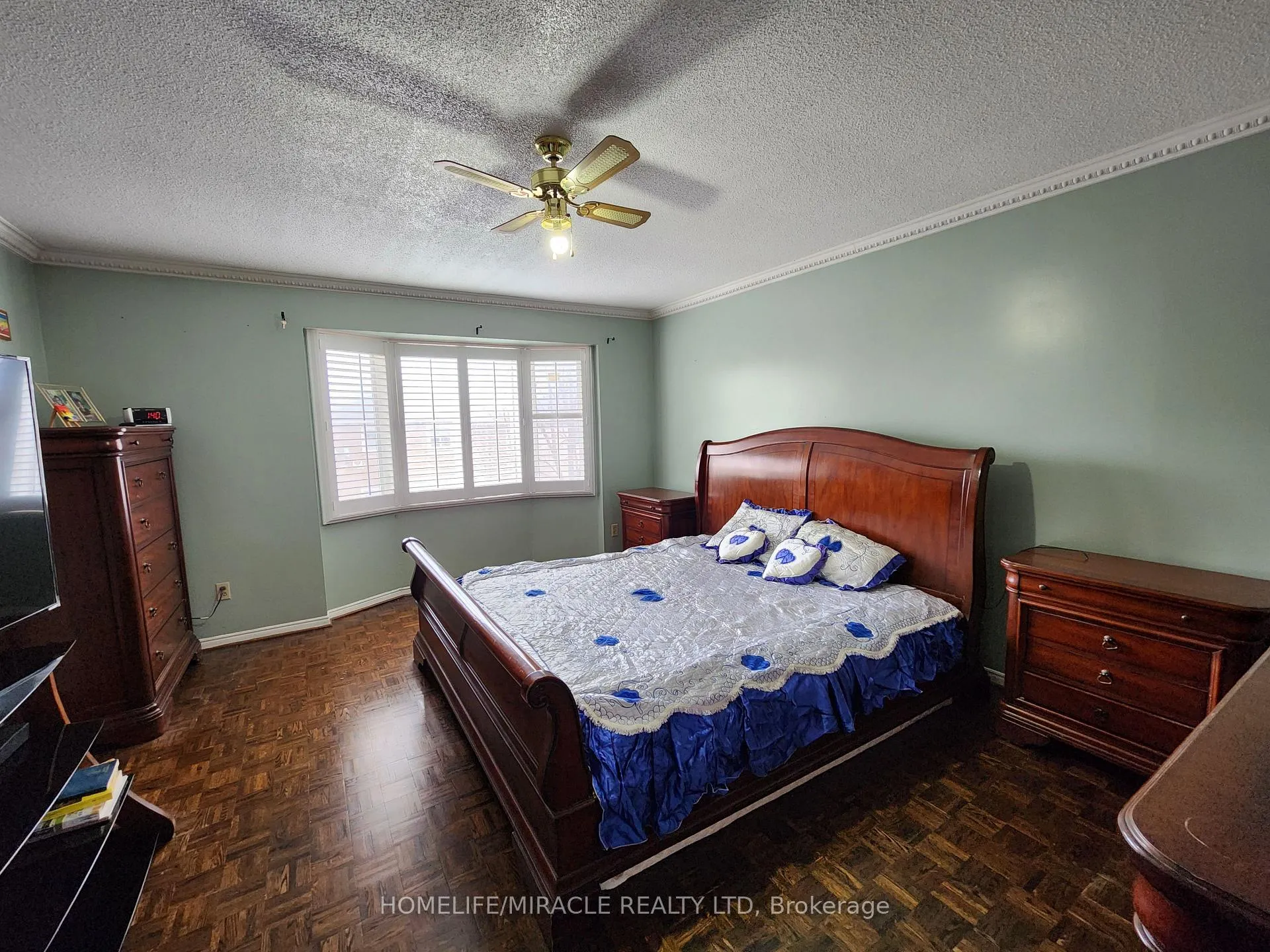 Photo 13 of 30 Niles Court, Brampton, Westgate — HOMEH
