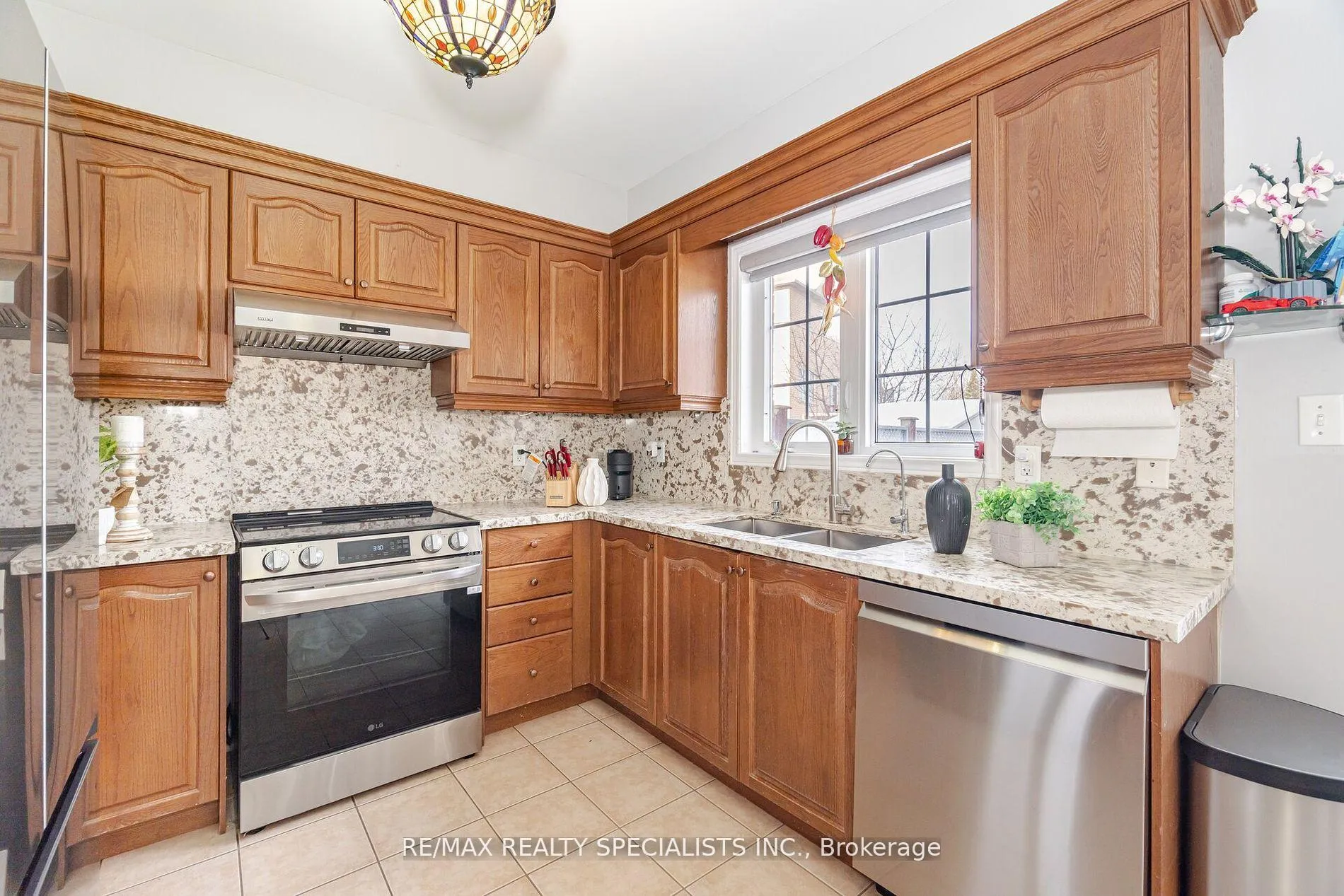 Photo 14 of 6 Kippen Court, Brampton, Sandringham-Wellington — HOMEH