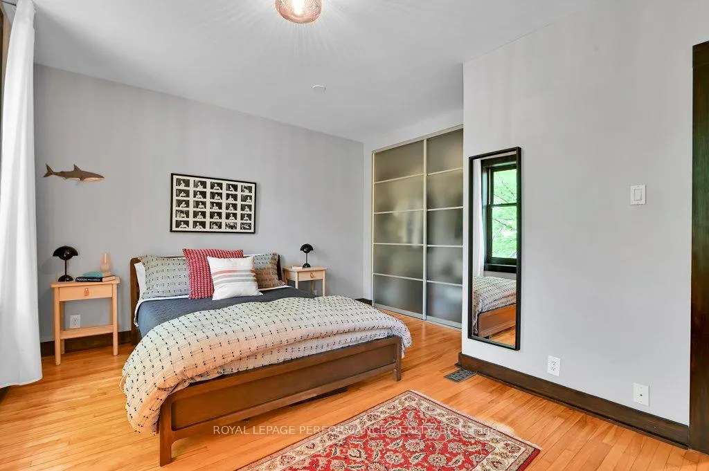 Photo 16 of 348 1/2 Daly Avenue, Ottawa, Sandy Hill — HOMEH