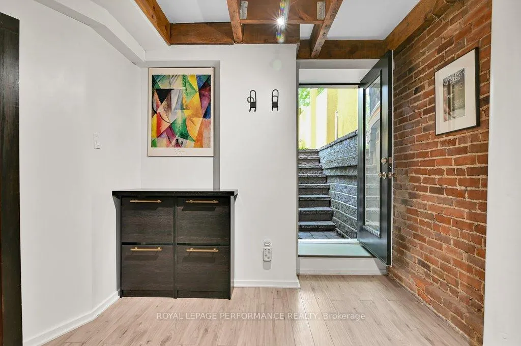 Photo 28 of 348 1/2 Daly Avenue, Ottawa, Sandy Hill — HOMEH