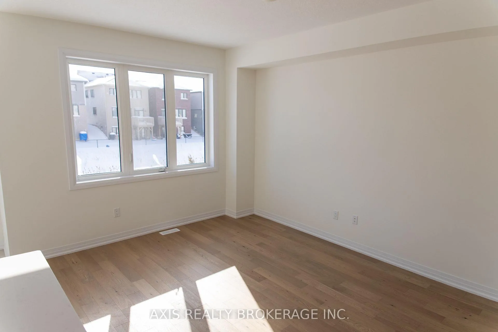 Photo 8 of 45 Cresthaven Heights, Thorold, Rolling Meadows — HOMEH