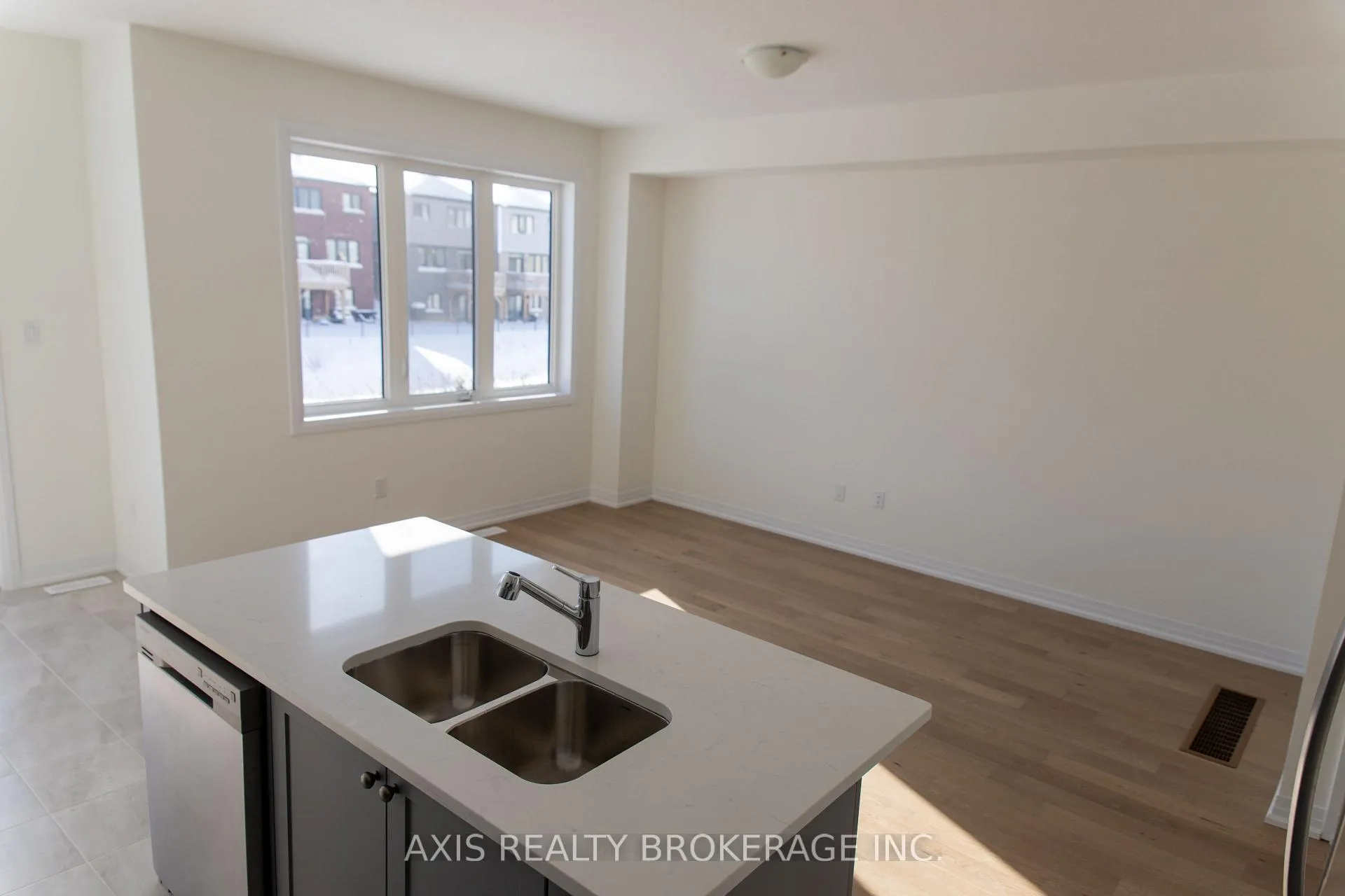 Photo 9 of 45 Cresthaven Heights, Thorold, Rolling Meadows — HOMEH