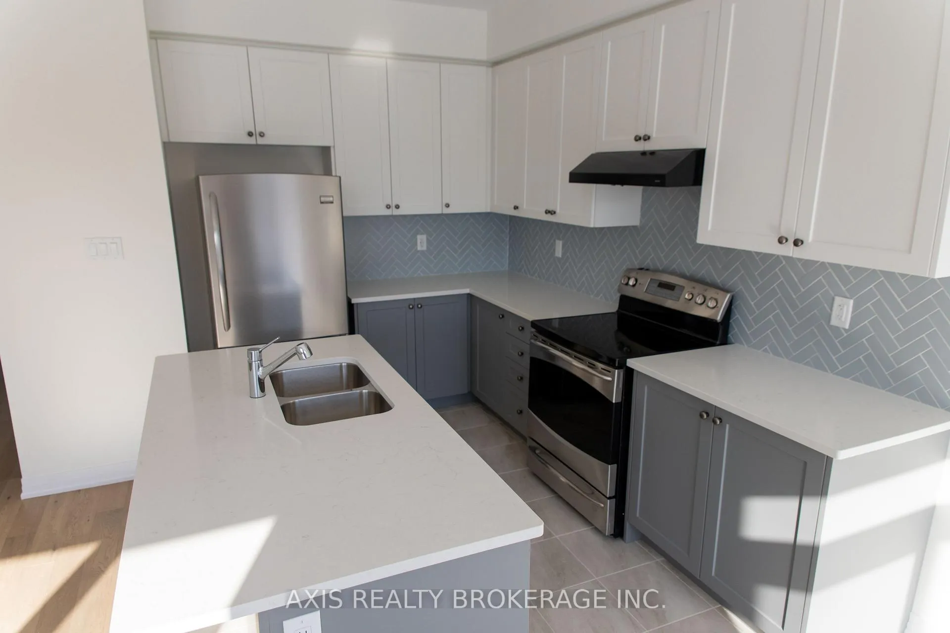 Photo 10 of 45 Cresthaven Heights, Thorold, Rolling Meadows — HOMEH
