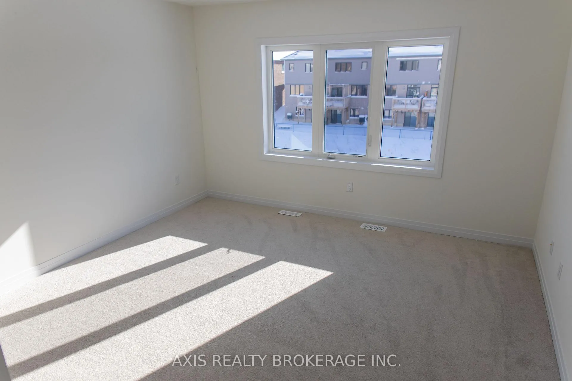 Photo 23 of 45 Cresthaven Heights, Thorold, Rolling Meadows — HOMEH
