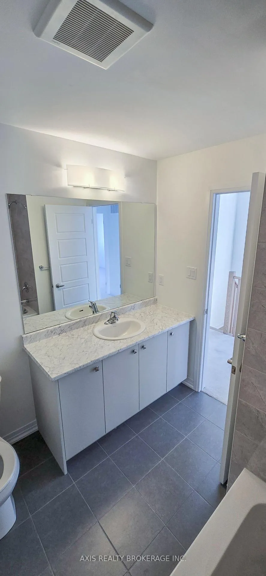 Photo 25 of 45 Cresthaven Heights, Thorold, Rolling Meadows — HOMEH