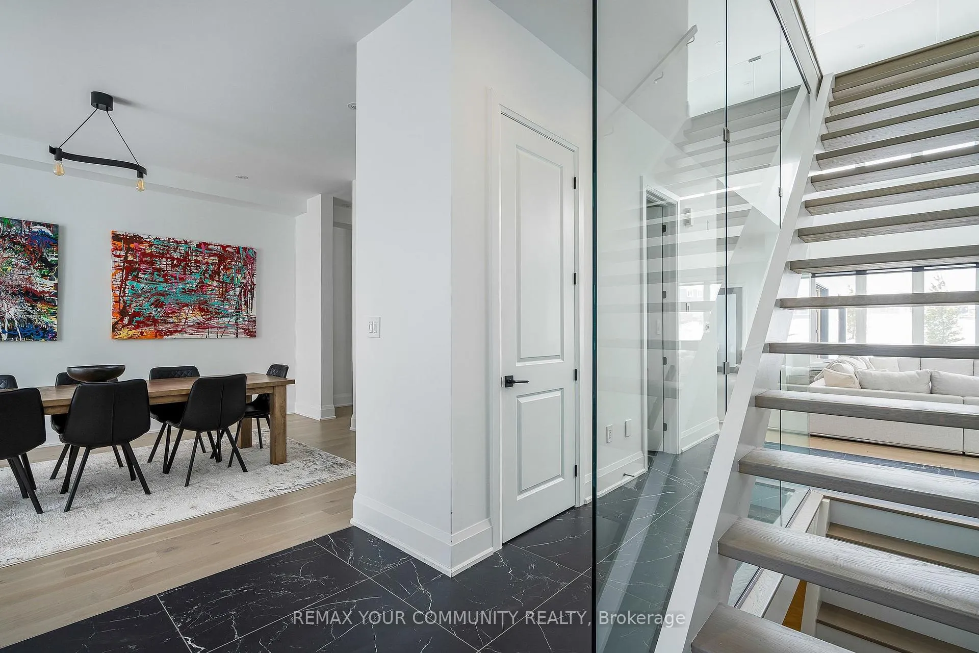Photo 6 of 103 Stillwater Crescent, Blue Mountains — HOMEH