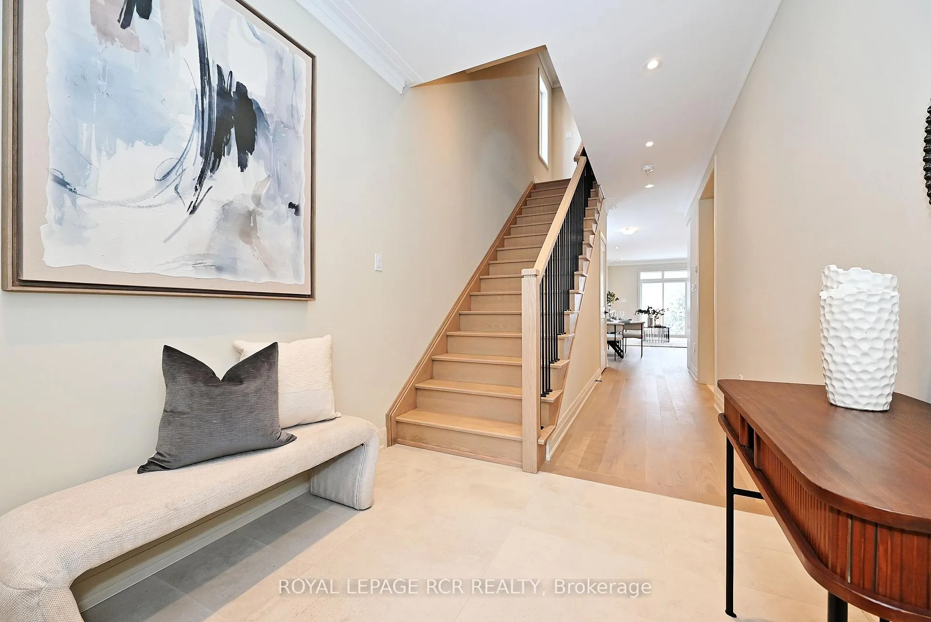 Photo 3 of 99 Mosley Street, Aurora, Aurora Village — HOMEH