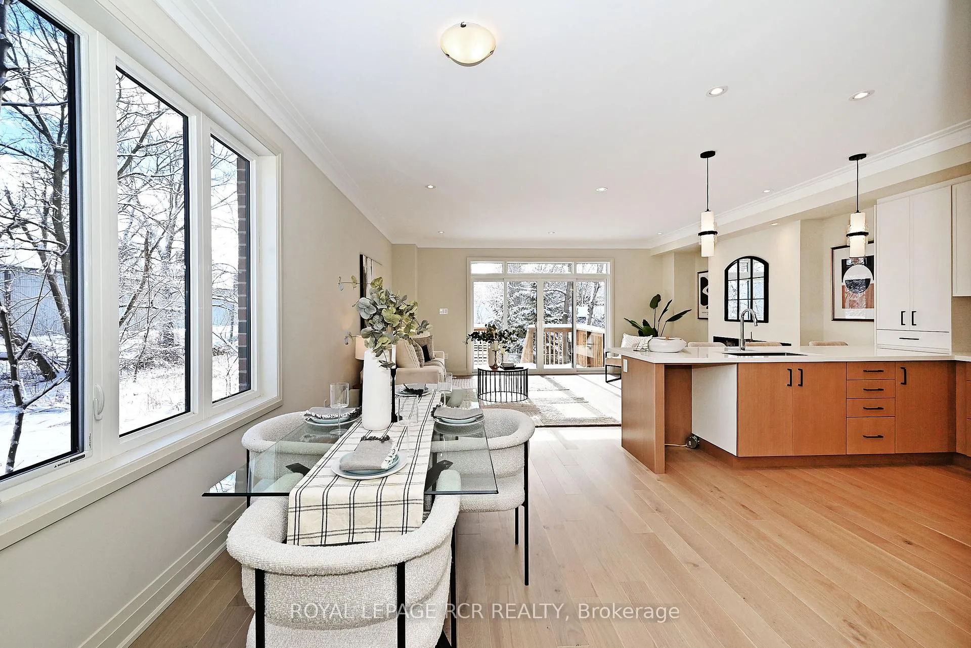 Photo 4 of 99 Mosley Street, Aurora, Aurora Village — HOMEH