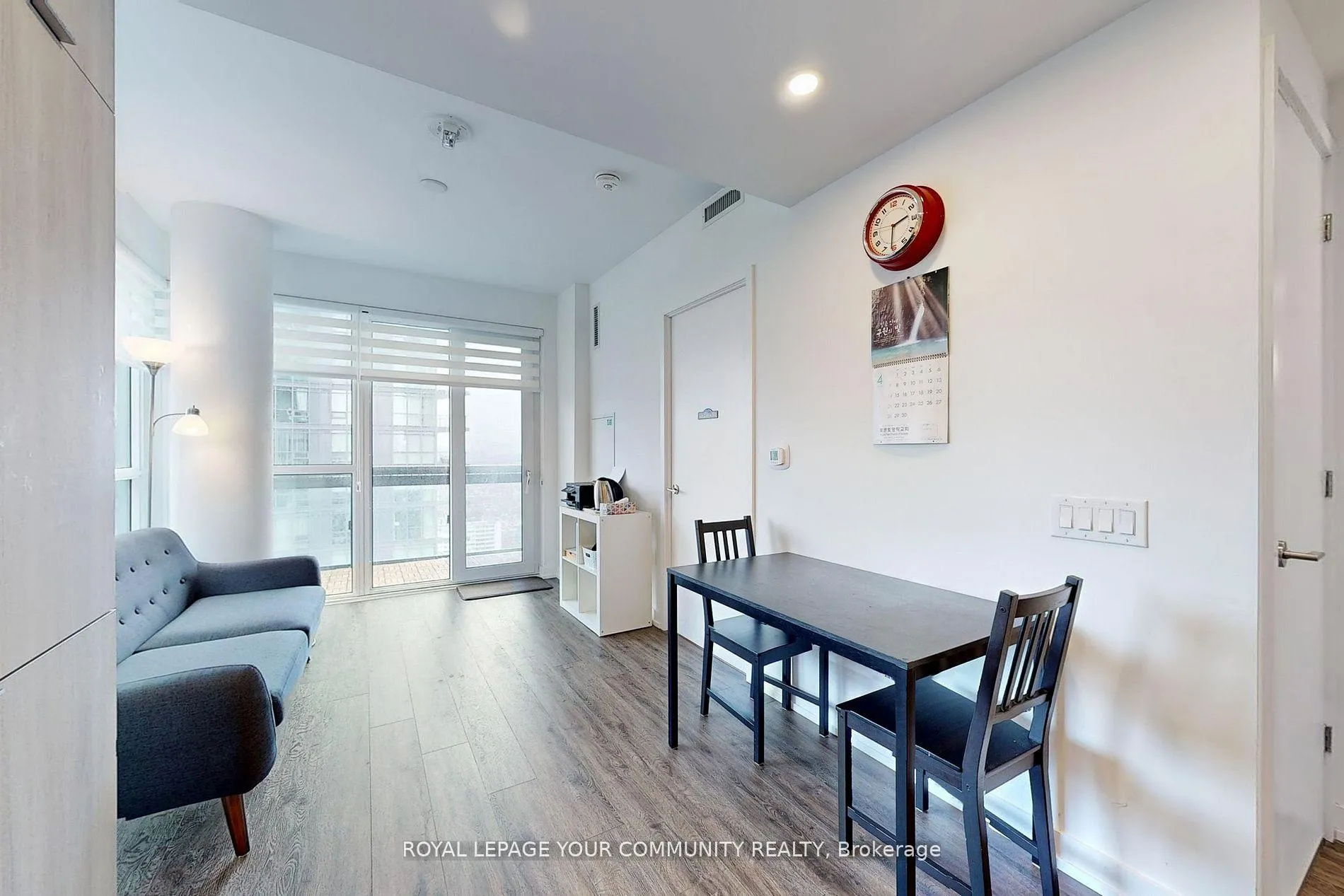 Photo 8 of Unit 2208, 39 Roehampton Avenue, Toronto, Mount Pleasant West — HOMEH