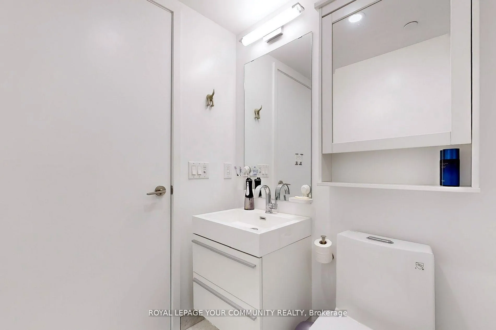 Photo 15 of Unit 2208, 39 Roehampton Avenue, Toronto, Mount Pleasant West — HOMEH