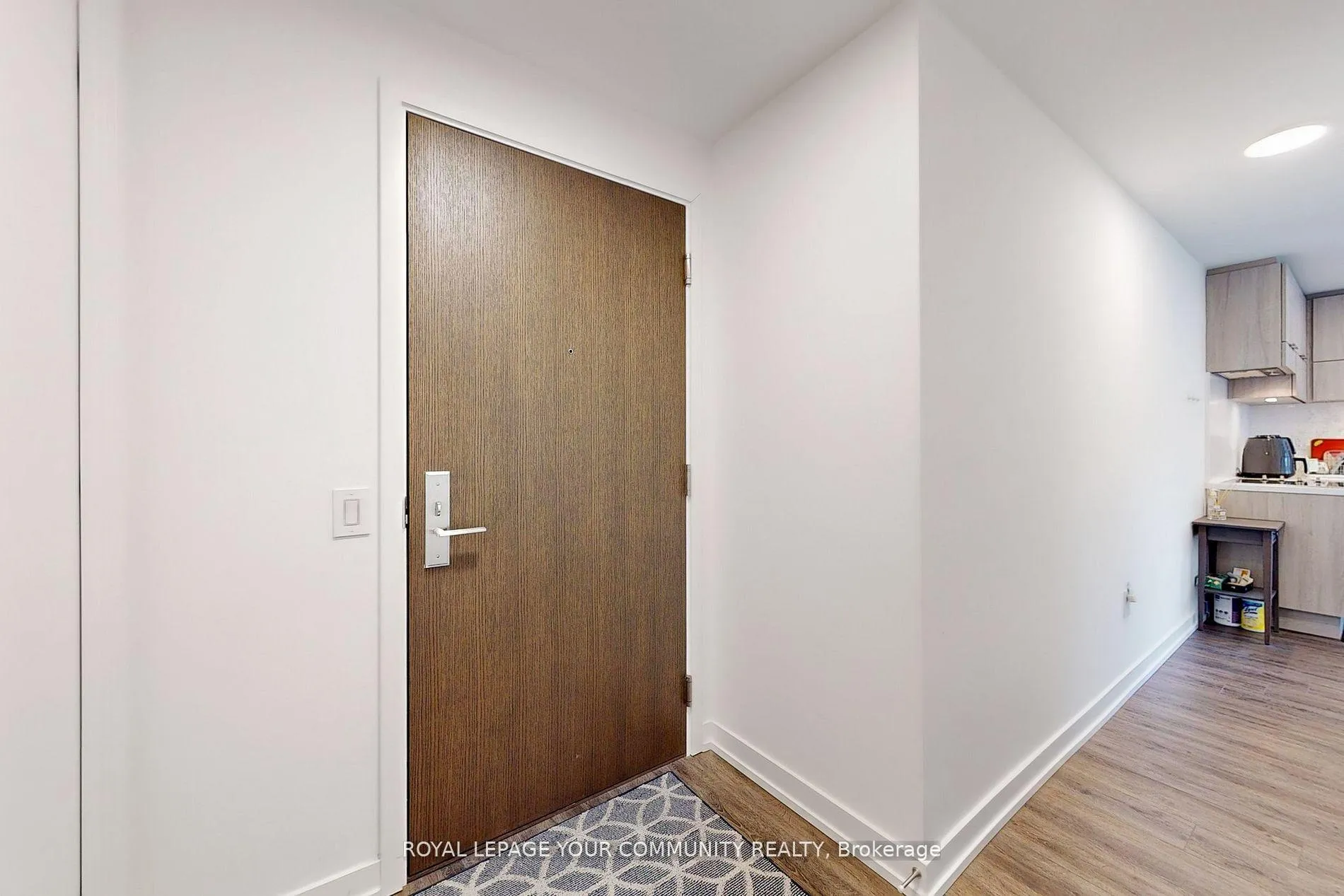 Photo 23 of Unit 2208, 39 Roehampton Avenue, Toronto, Mount Pleasant West — HOMEH