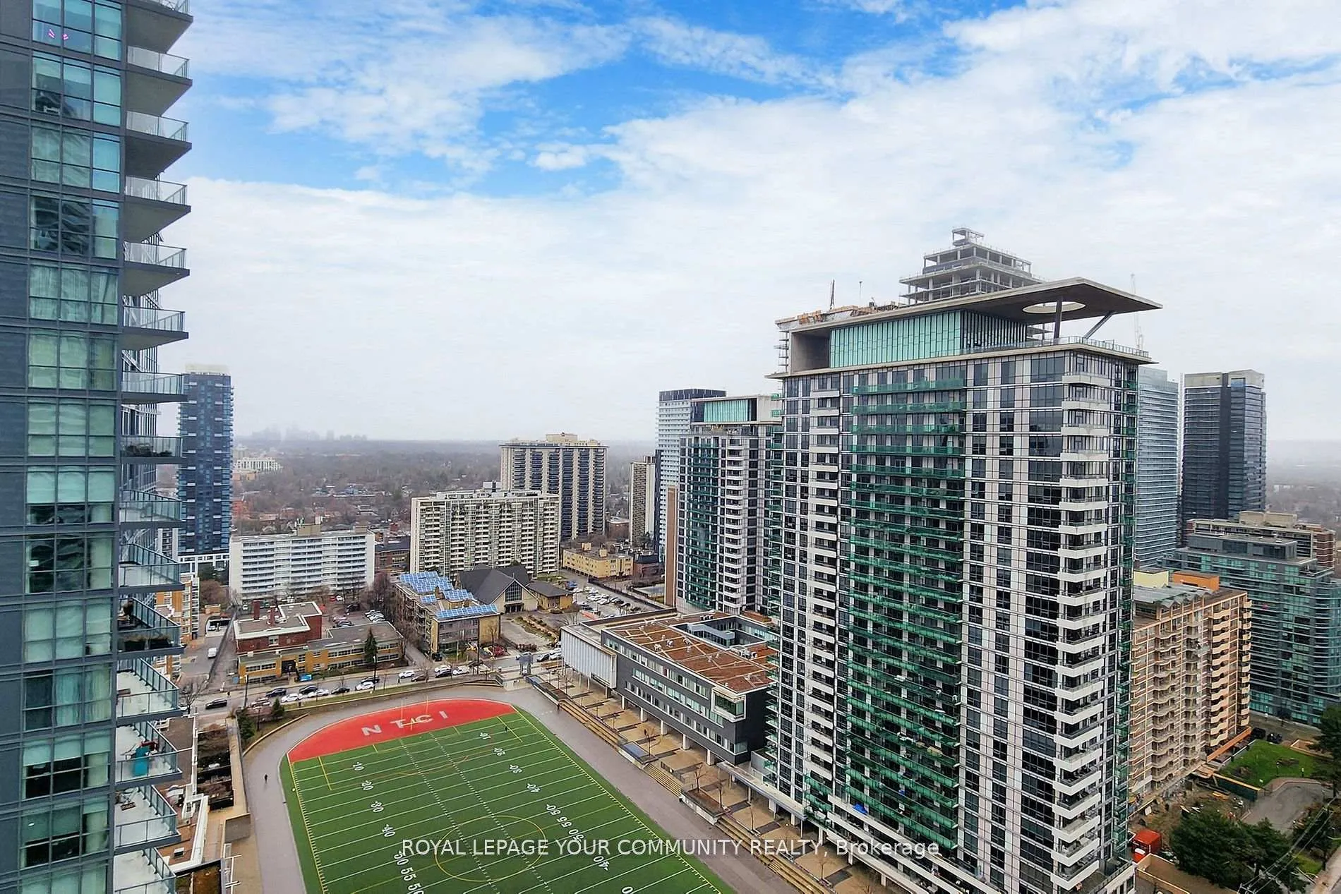 Photo 32 of Unit 2208, 39 Roehampton Avenue, Toronto, Mount Pleasant West — HOMEH