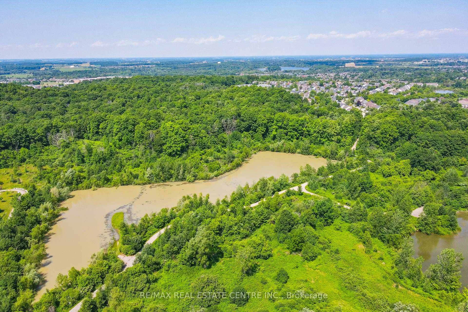 Photo 34 of 579 Sundew Drive, Waterloo — HOMEH