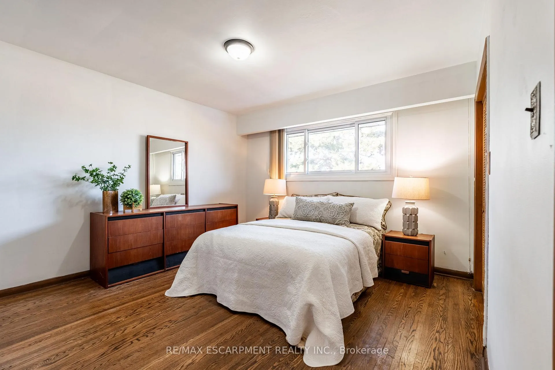 Photo 16 of 9 Laurier Avenue, Hamilton, Buchanan — HOMEH