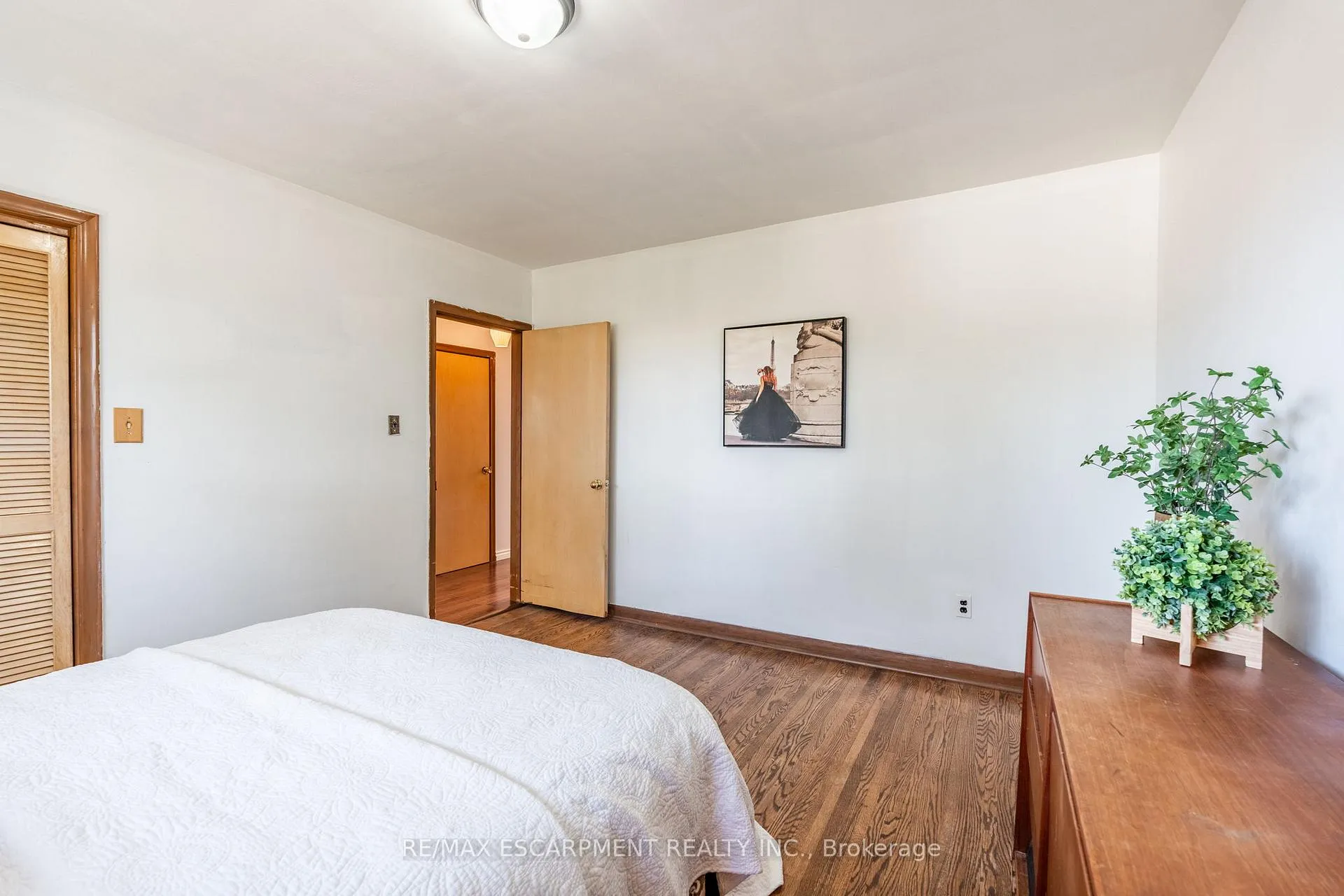 Photo 18 of 9 Laurier Avenue, Hamilton, Buchanan — HOMEH