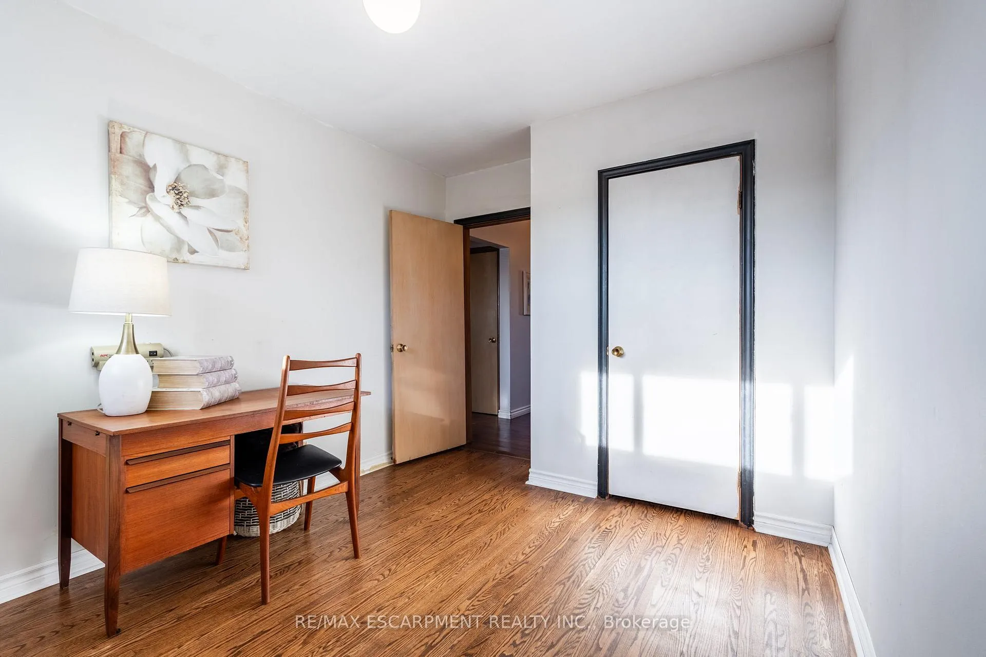 Photo 21 of 9 Laurier Avenue, Hamilton, Buchanan — HOMEH