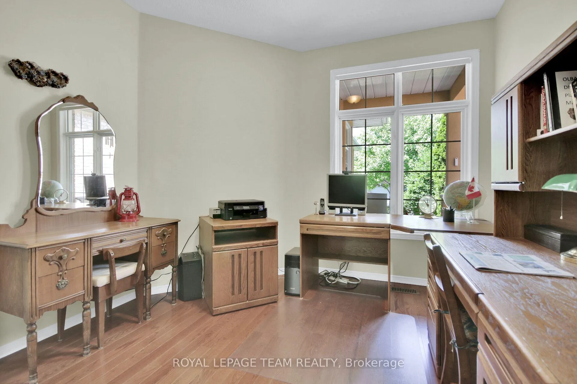 Photo 19 of 8 Stonecroft Terrace, Ottawa, Kanata - Kanata Lakes/Heritage Hills — HOMEH