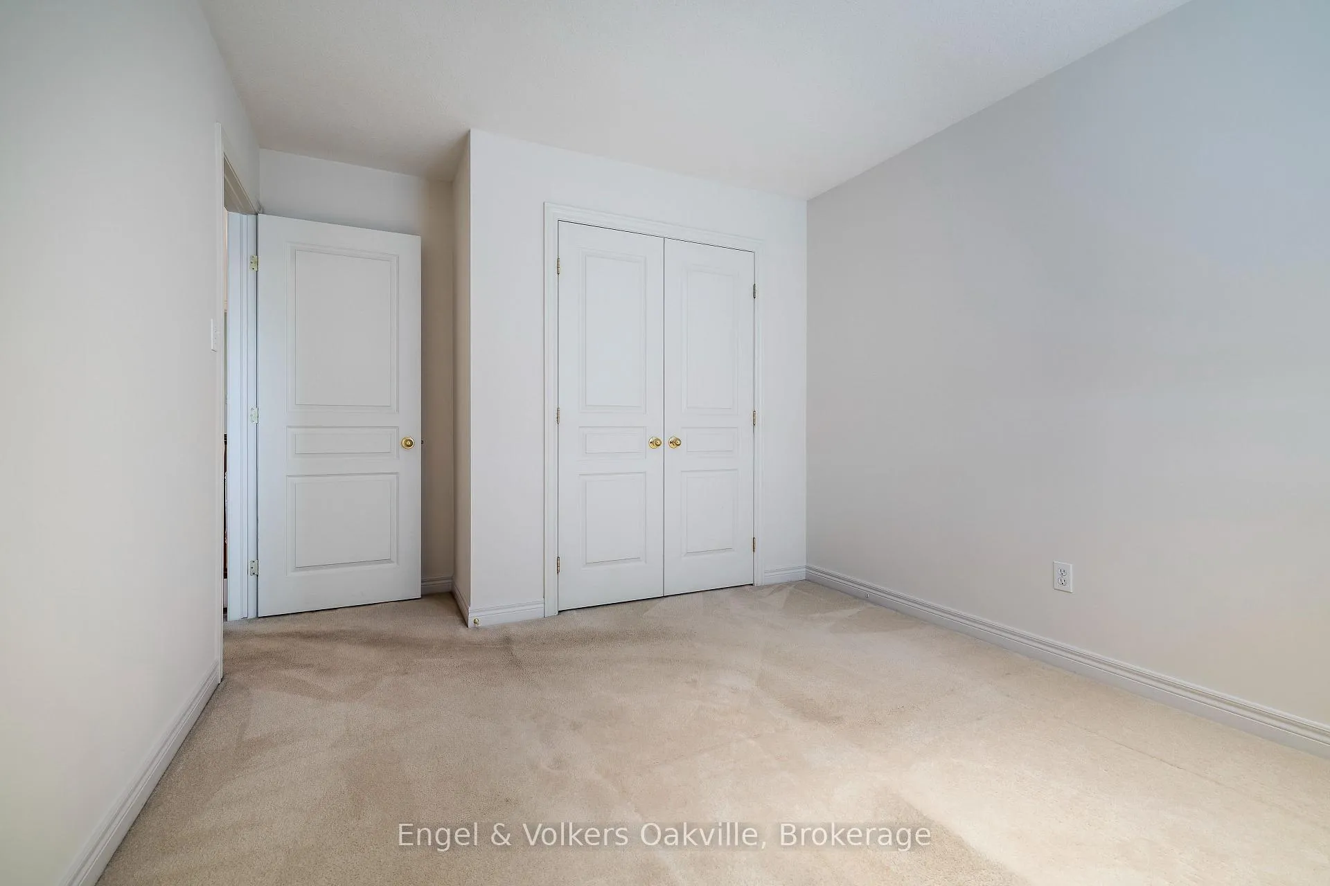 Photo 23 of Unit 17, 2169 Orchard Road S, Burlington, Orchard — HOMEH