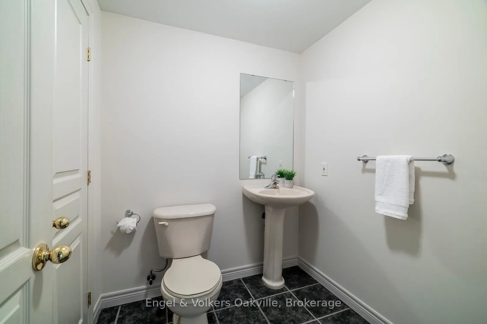 Photo 32 of Unit 17, 2169 Orchard Road S, Burlington, Orchard — HOMEH