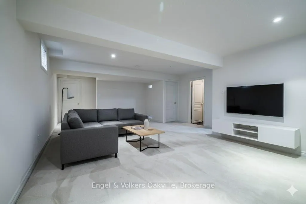 Photo 34 of Unit 17, 2169 Orchard Road S, Burlington, Orchard — HOMEH