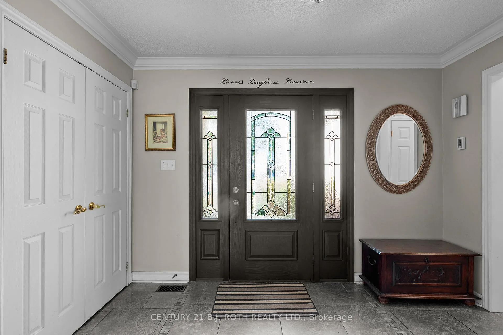 Photo 2 of 65 Barre Drive, Barrie, Painswick North — HOMEH