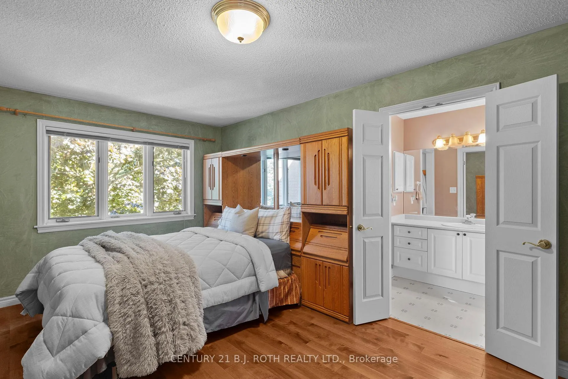 Photo 11 of 65 Barre Drive, Barrie, Painswick North — HOMEH