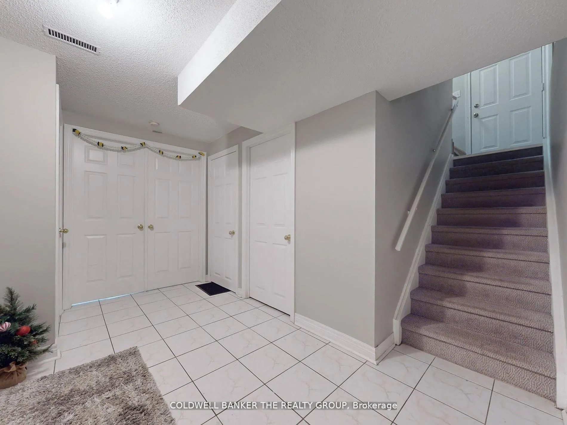 Photo 35 of 17 Rollingwood Drive, Brampton, Fletcher's Creek South — HOMEH