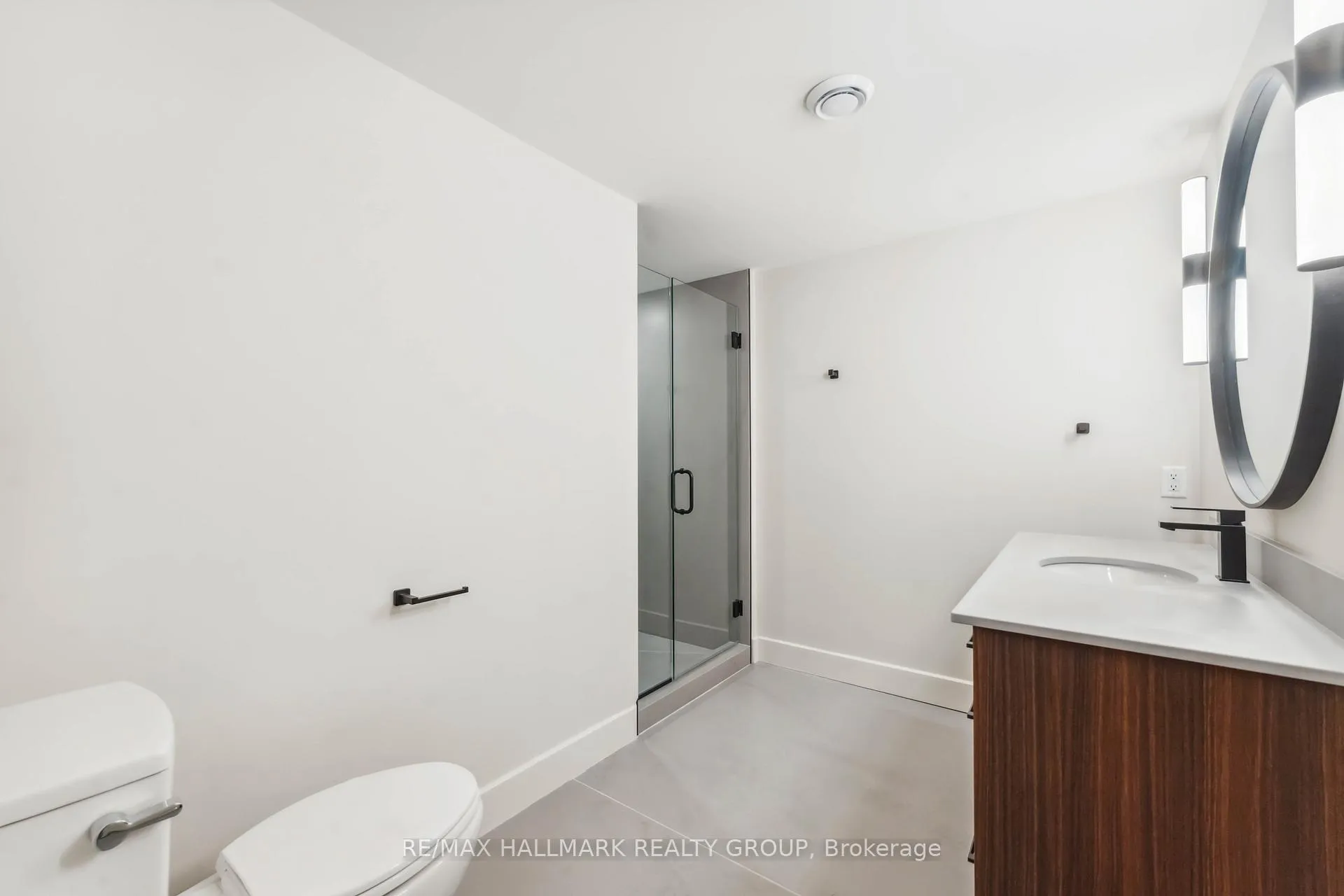 Photo 30 of 108 Theberge Private, Ottawa, Meadowlands/St. Claire Gardens — HOMEH