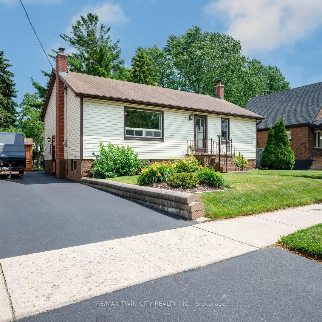 Photo 1 of 65 Sixth Avenue, Kitchener — HOMEH